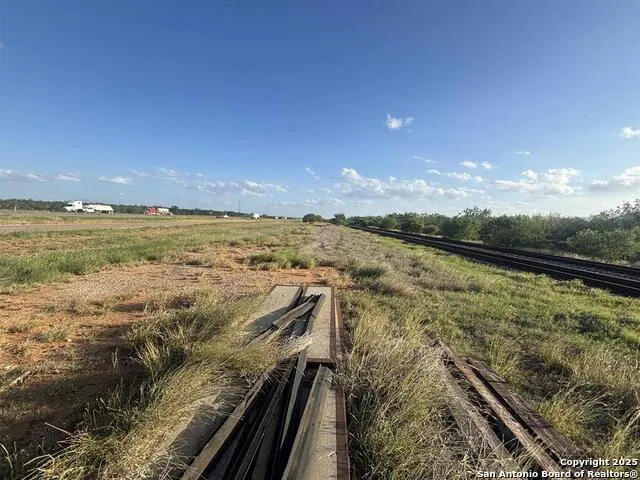 50 ACRES IH 35 Frontage Laredo, TX 78001