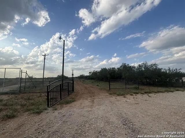 50 ACRES IH 35 Frontage Laredo, TX 78001