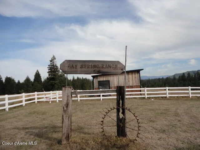 149 Meadow Road St. Maries, ID 83861