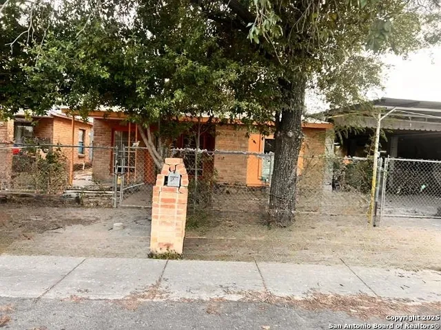 1816 Anna Ave Laredo, TX 78040