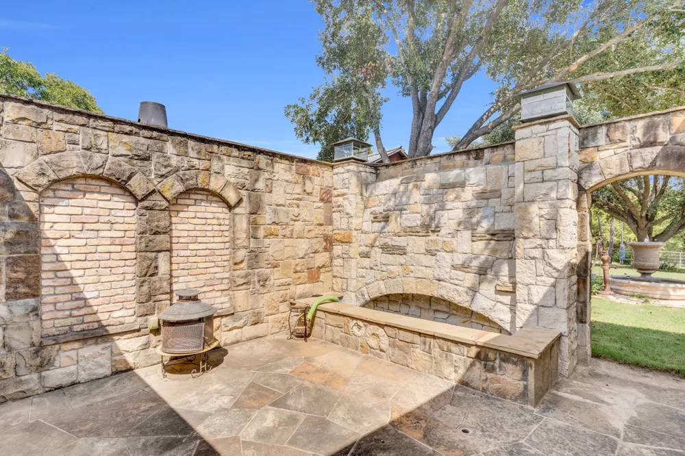 490 James Road Ferris, TX 75125