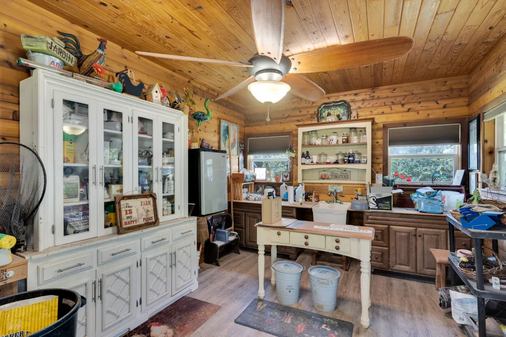 490 James Road Ferris, TX 75125