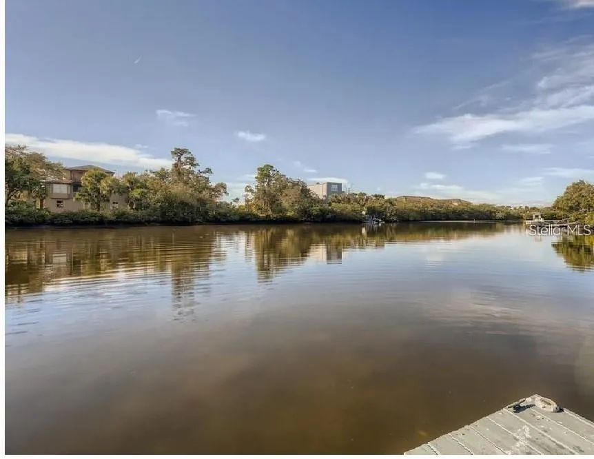 1-2 GREEN KEY New Port Richey, FL 34652