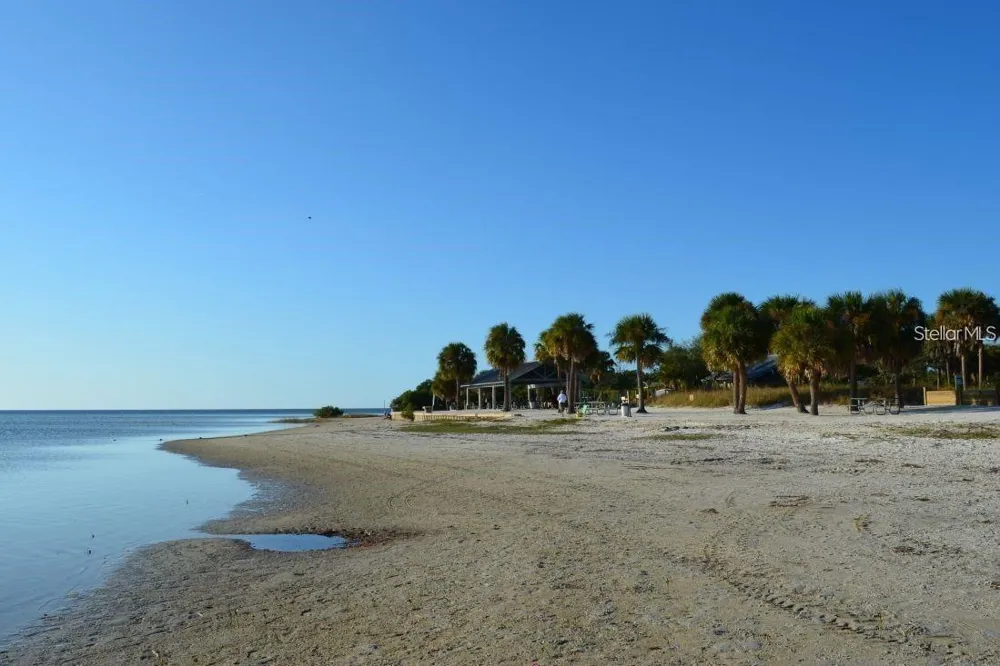 1-2 GREEN KEY New Port Richey, FL 34652