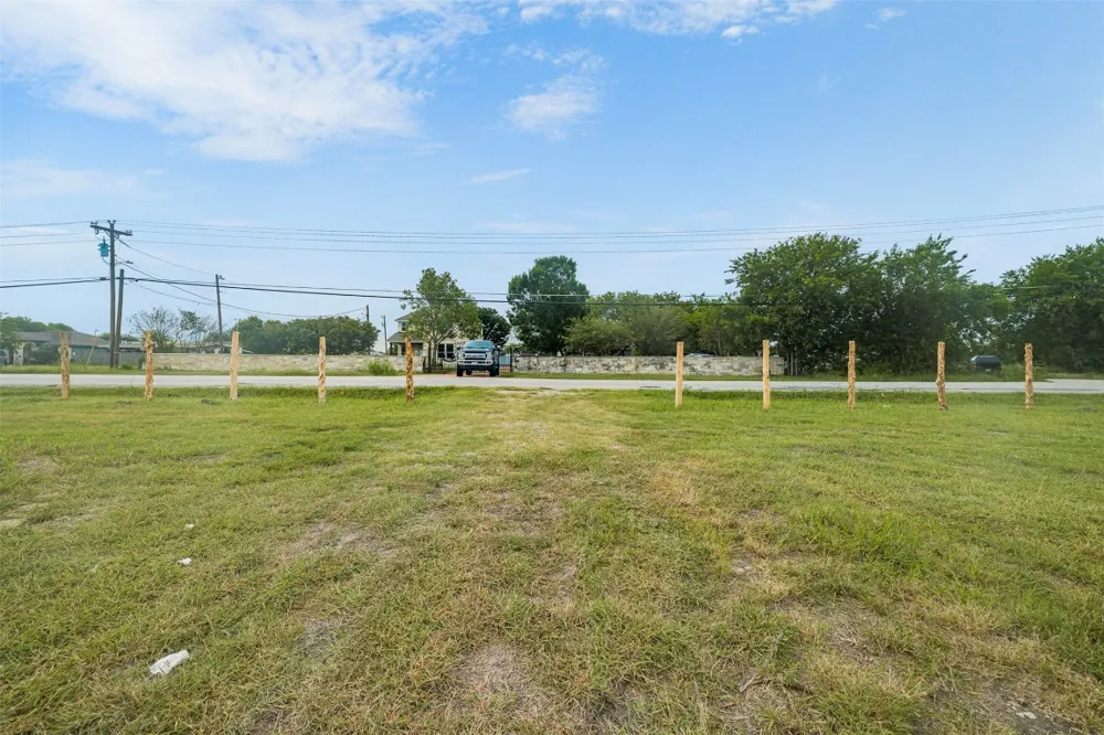 Stork Road Del Valle, TX 78617
