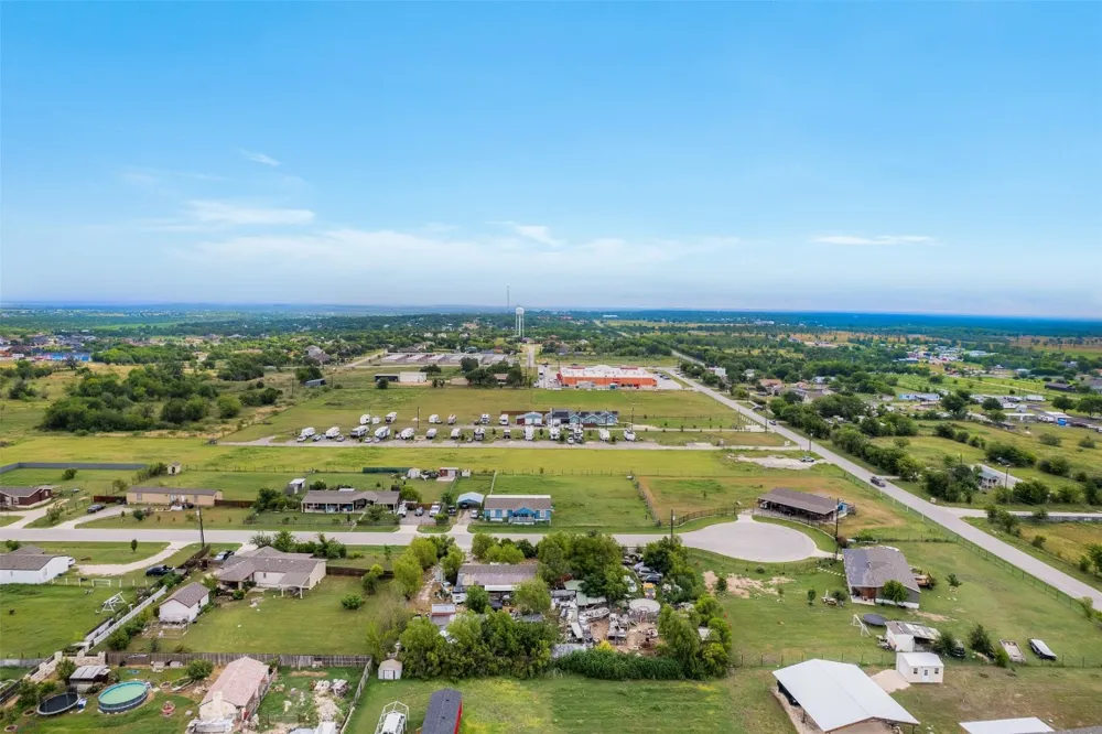 Stork Road Del Valle, TX 78617