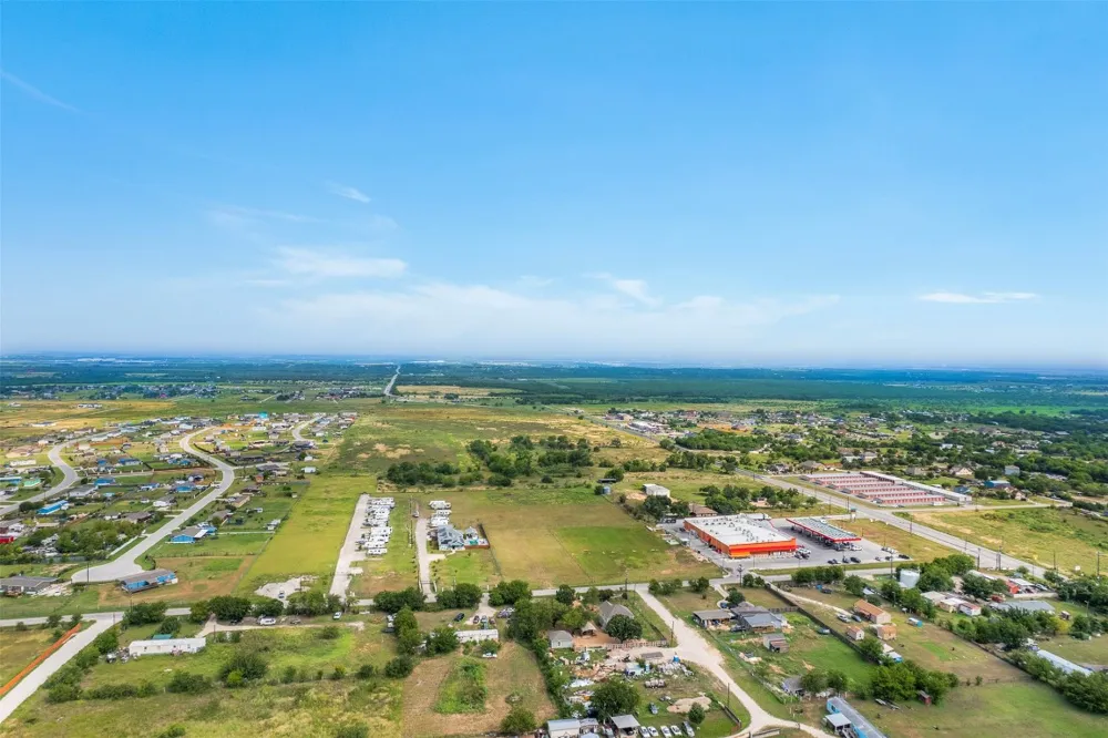 Stork Road Del Valle, TX 78617