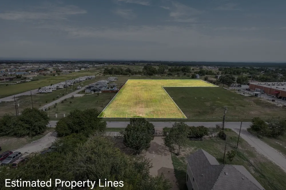 Stork Road Del Valle, TX 78617