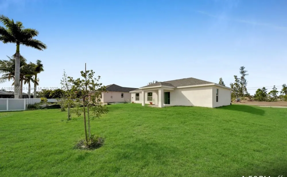 4217 NE 23rd Pl Cape Coral, FL 33909