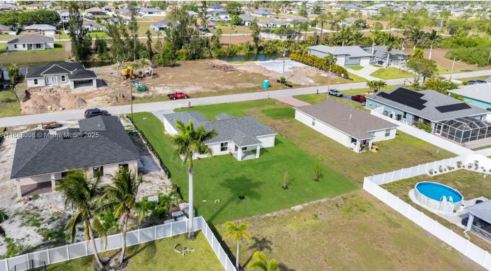 4217 NE 23rd Pl Cape Coral, FL 33909
