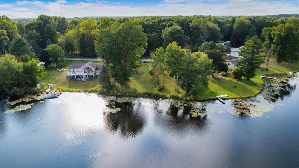 33 W Shore Drive Stanton, MI 48888