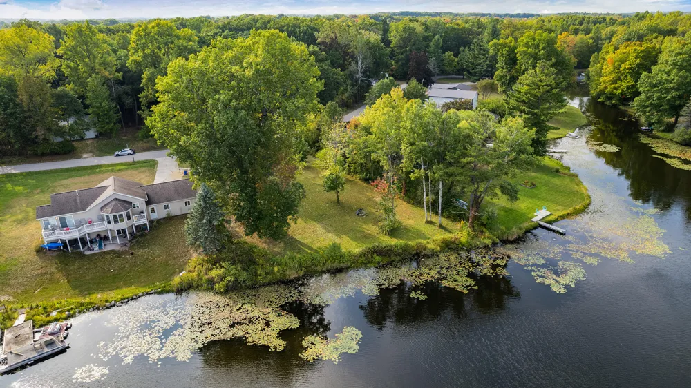 33 W Shore Drive Stanton, MI 48888