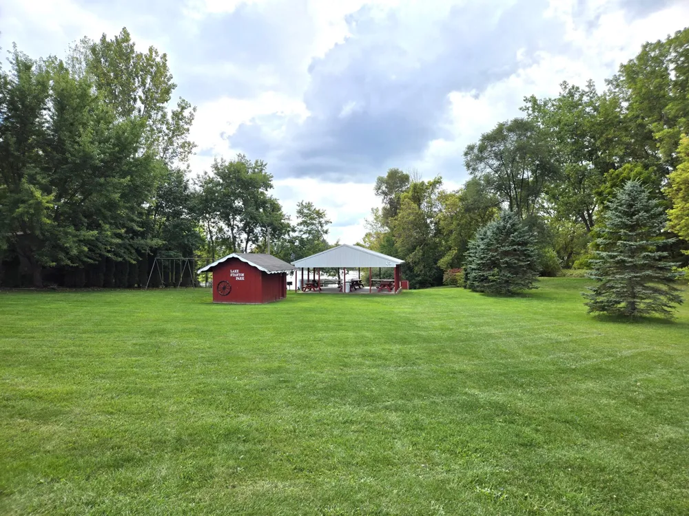 33 W Shore Drive Stanton, MI 48888