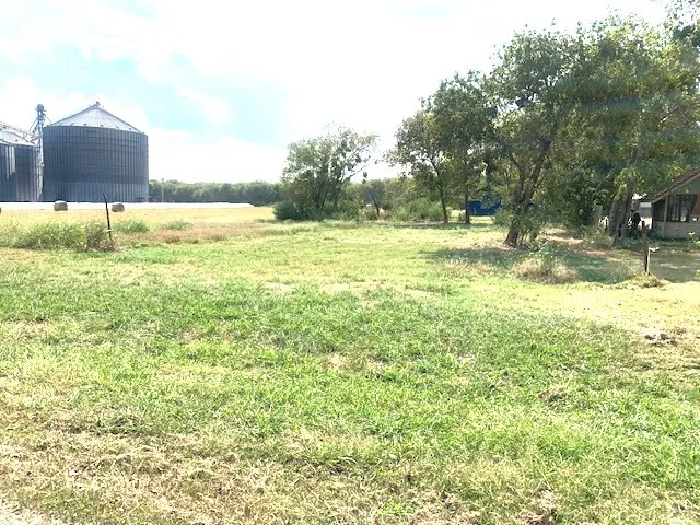 S Hill Street Itasca, TX 76055