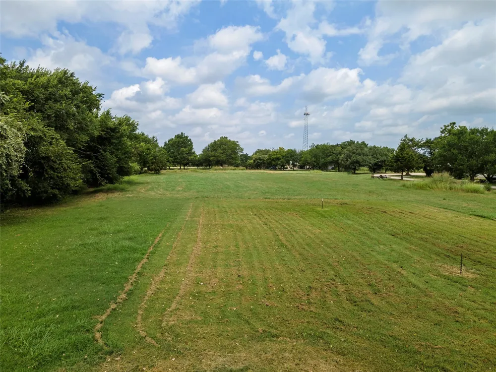 102 Mesquite Street Paradise, TX 76073