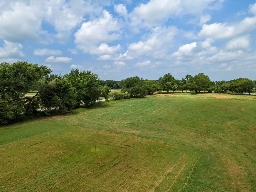 102 Mesquite Street Paradise, TX 76073