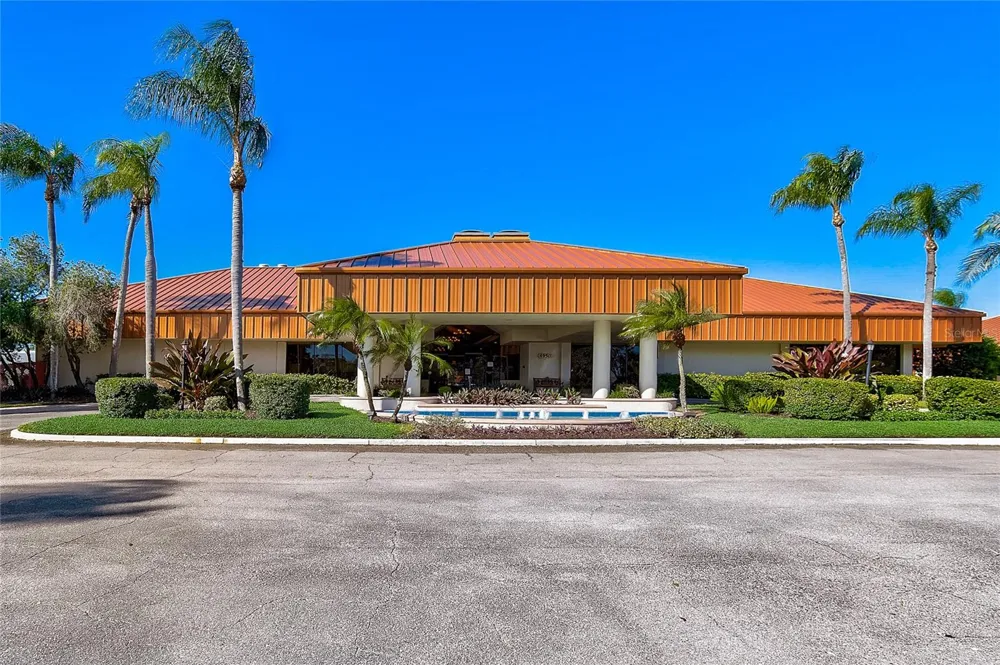 4705 SAND TRAP STREET CIRCLE E #106 Bradenton, FL 34203