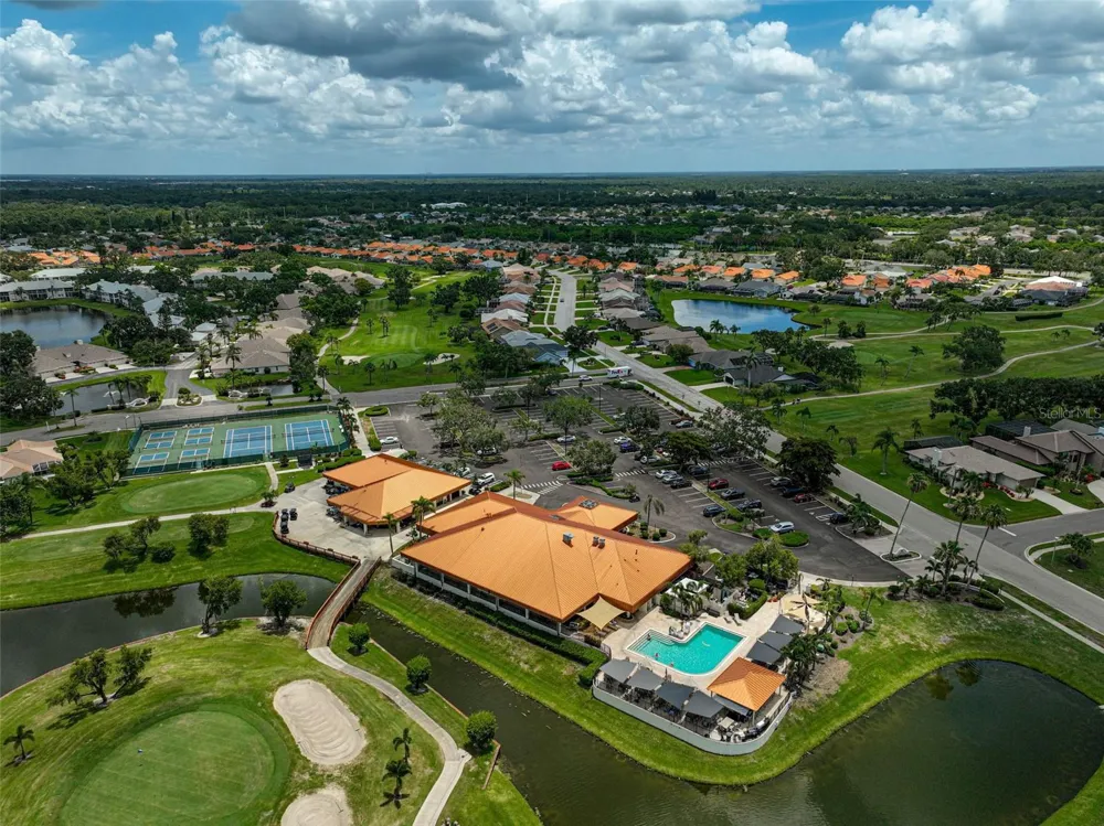 4705 SAND TRAP STREET CIRCLE E #106 Bradenton, FL 34203