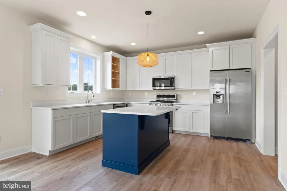 11011110 TRINITY DRIVE Oxford, PA 19363