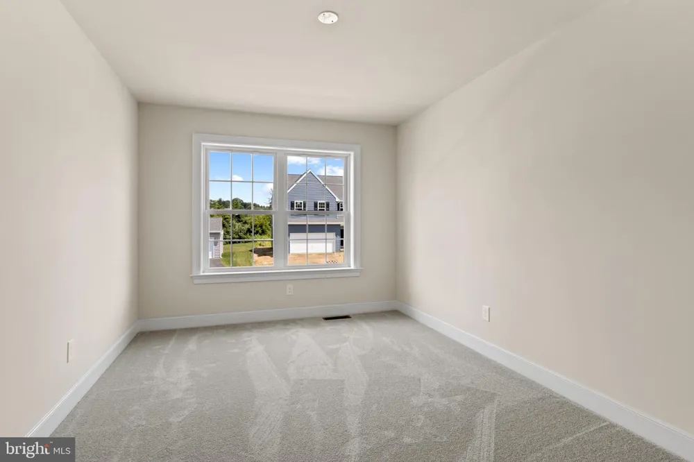 11011110 TRINITY DRIVE Oxford, PA 19363