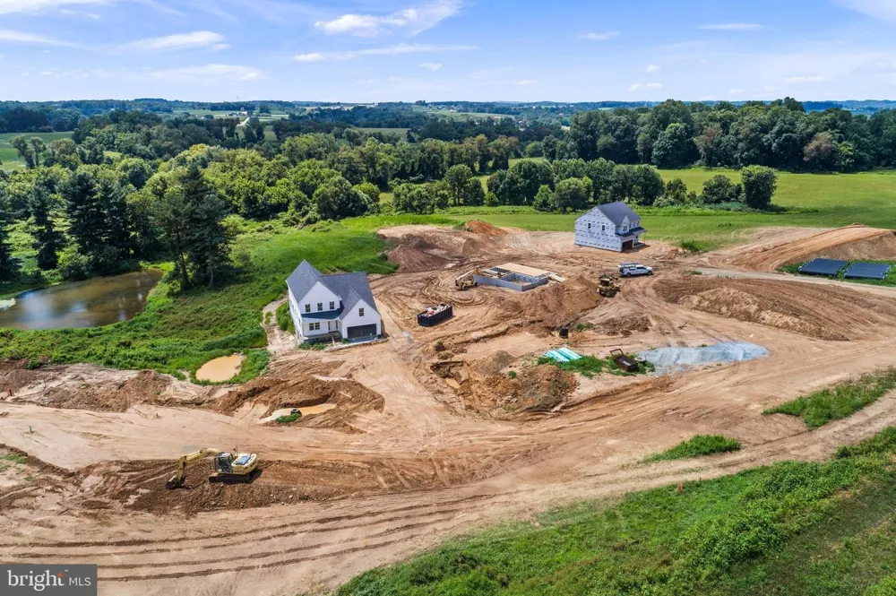 11011110 TRINITY DRIVE Oxford, PA 19363