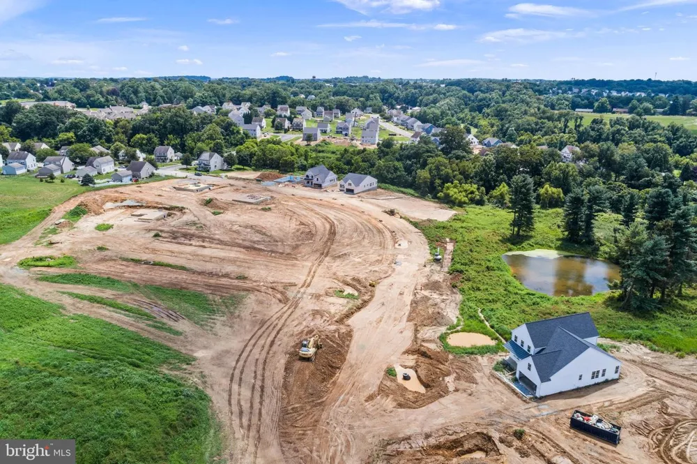 11011110 TRINITY DRIVE Oxford, PA 19363