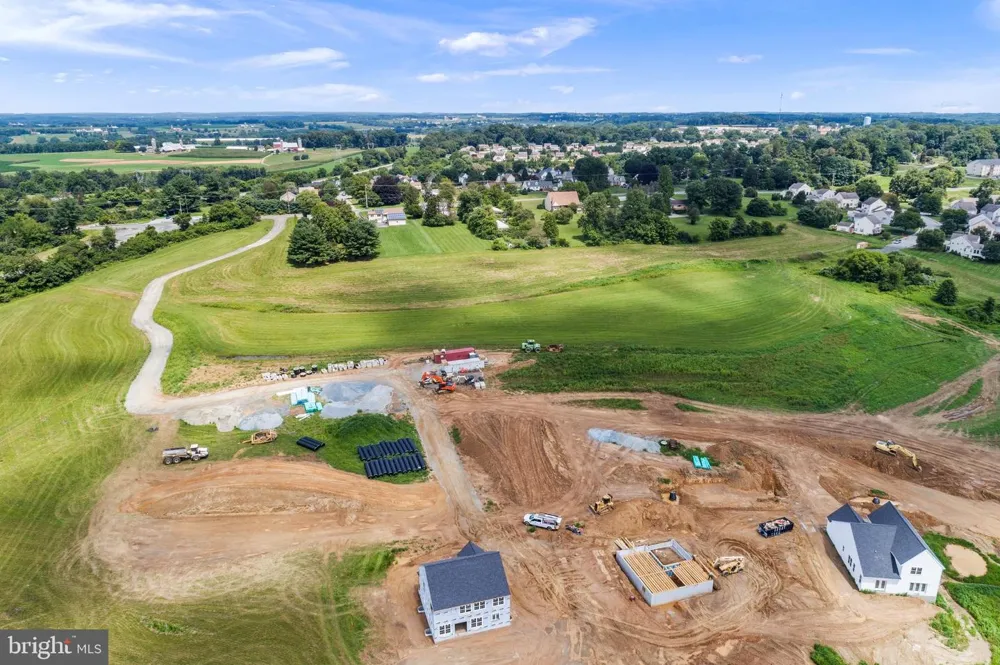 11011110 TRINITY DRIVE Oxford, PA 19363