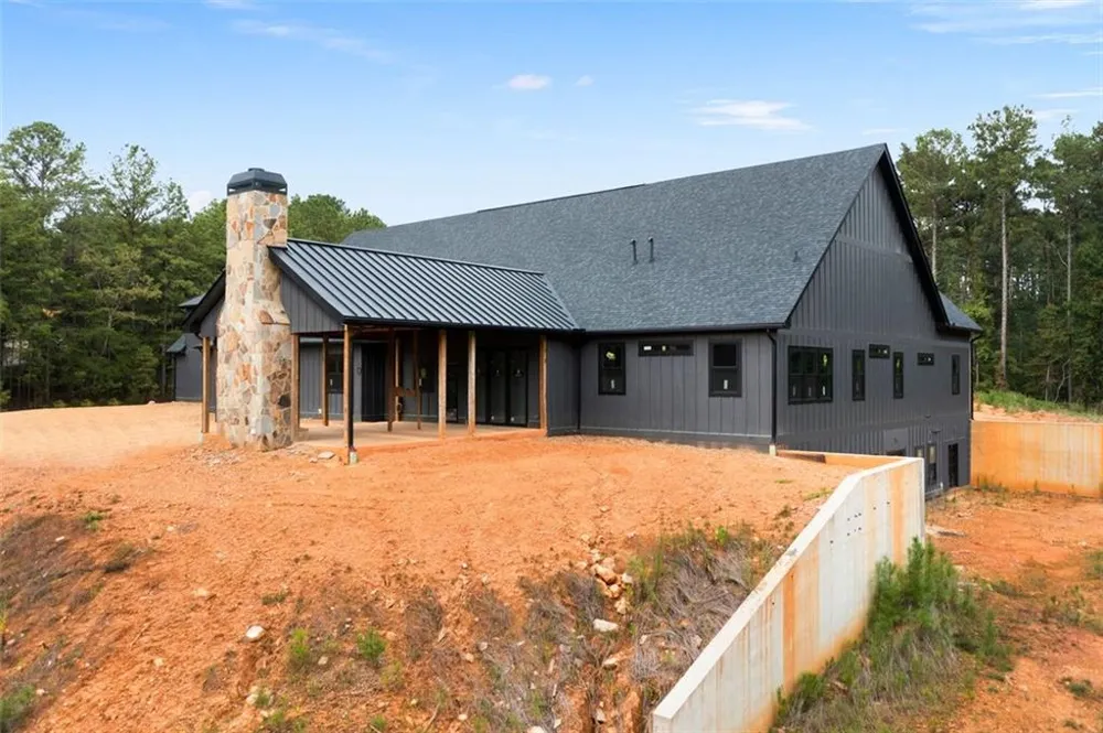 1921 EUHARLEE ROAD Kingston, GA 30145