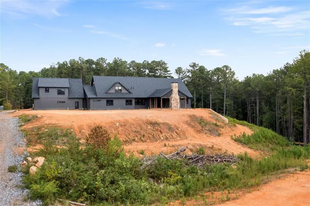 1921 EUHARLEE ROAD Kingston, GA 30145