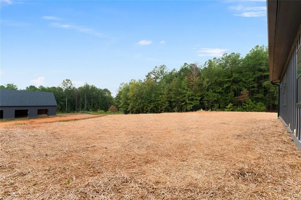 1921 EUHARLEE ROAD Kingston, GA 30145
