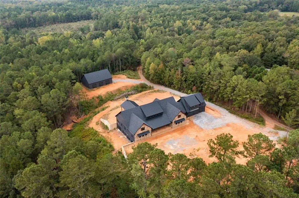 1921 EUHARLEE ROAD Kingston, GA 30145