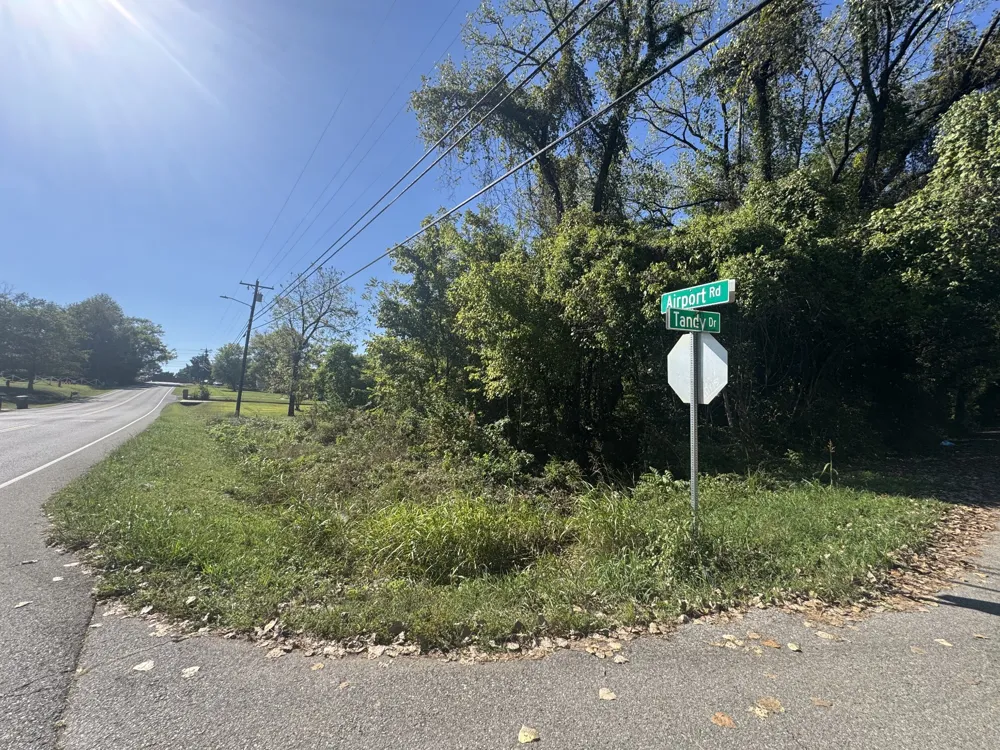 0 Airport Rd Clarksville, TN 37042