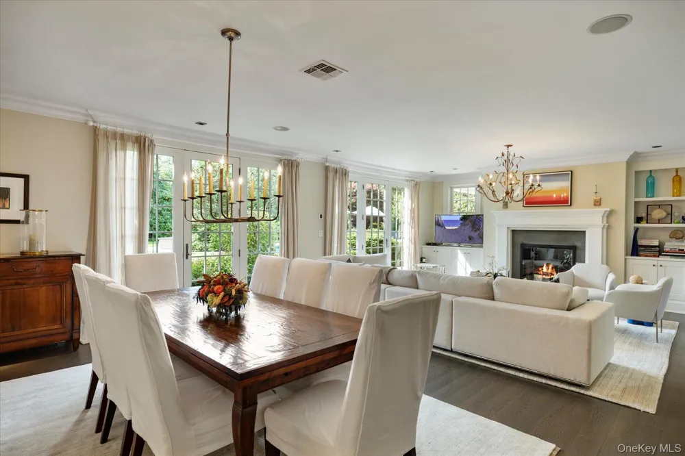 231 Flying Point Road Southampton, NY 11968