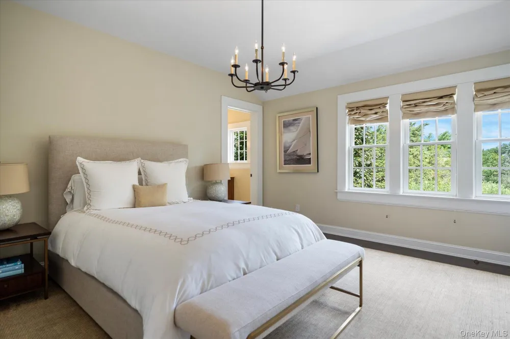 231 Flying Point Road Southampton, NY 11968