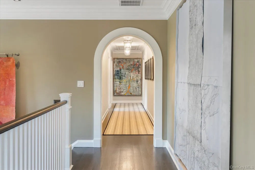 231 Flying Point Road Southampton, NY 11968
