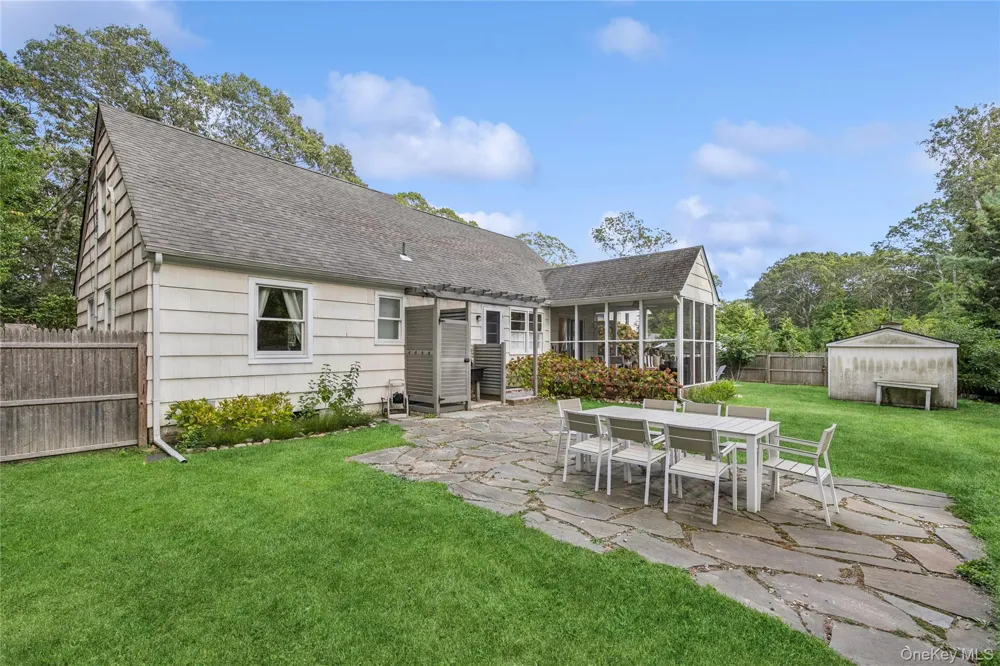 1181 FIREPLACE RD East Hampton, NY 11937