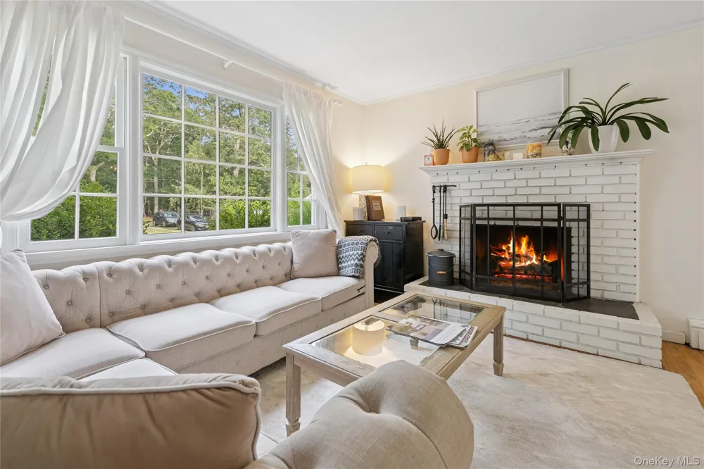 1181 FIREPLACE RD East Hampton, NY 11937