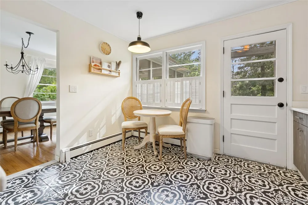 1181 FIREPLACE RD East Hampton, NY 11937