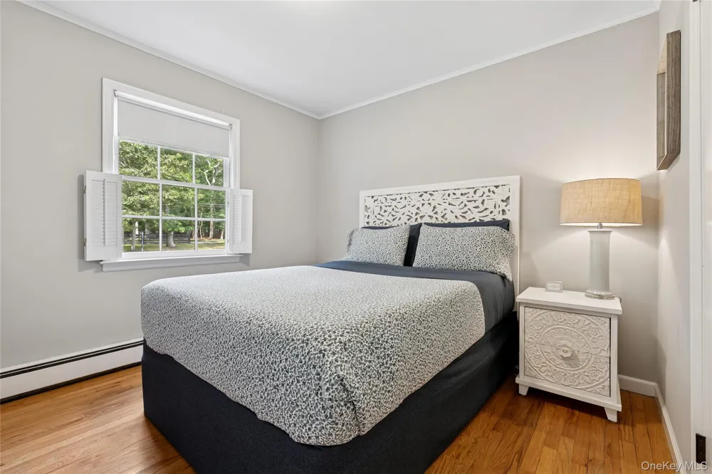 1181 FIREPLACE RD East Hampton, NY 11937