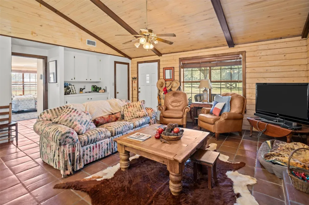 120 Fsr 513 Kennard, TX 75847