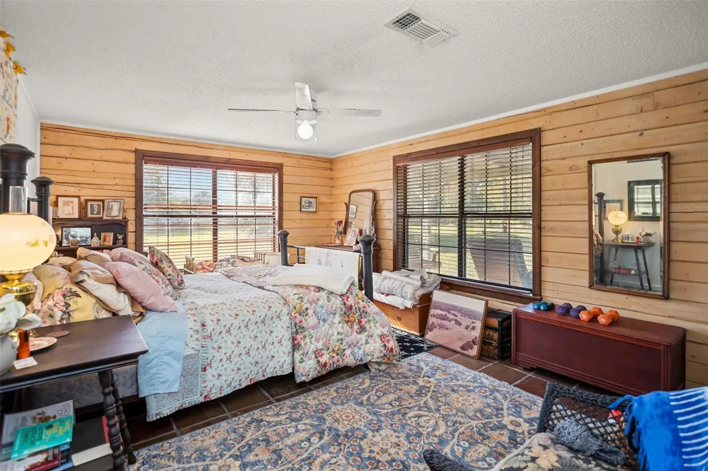 120 Fsr 513 Kennard, TX 75847