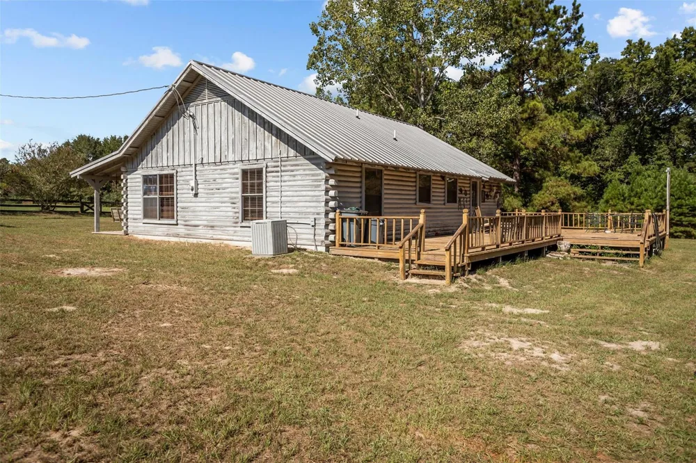 120 Fsr 513 Kennard, TX 75847