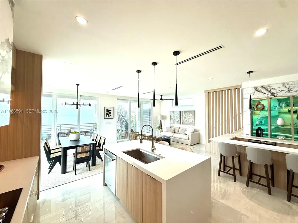 990 41st Gulf Street 9 Other City - In The State Of Florida, FL 33050