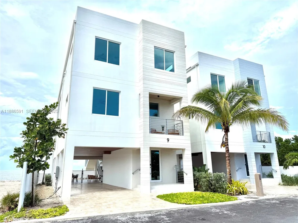 990 41st Gulf Street 9 Other City - In The State Of Florida, FL 33050