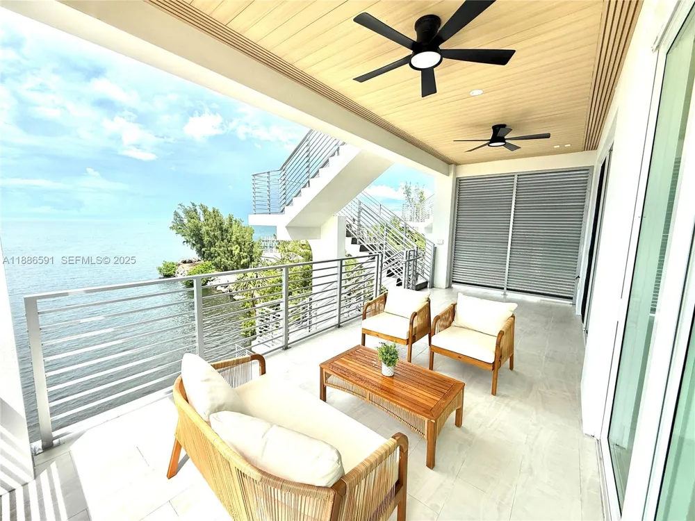 990 41st Gulf Street 9 Other City - In The State Of Florida, FL 33050