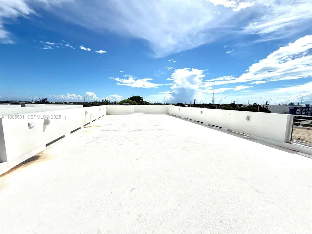 990 41st Gulf Street 9 Other City - In The State Of Florida, FL 33050