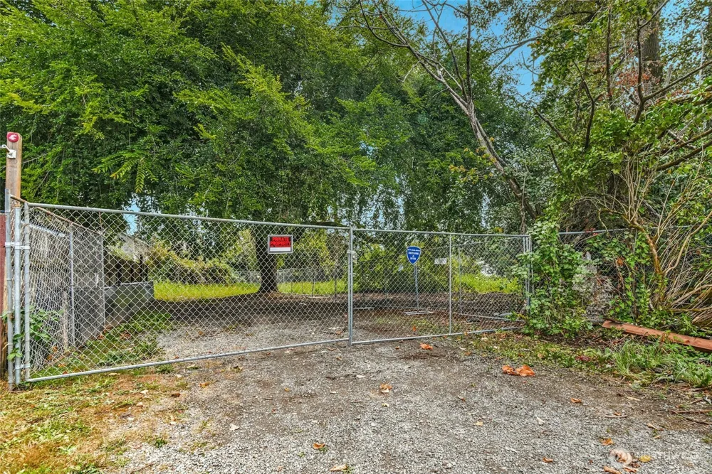 523 Park Street Monroe, WA 98272