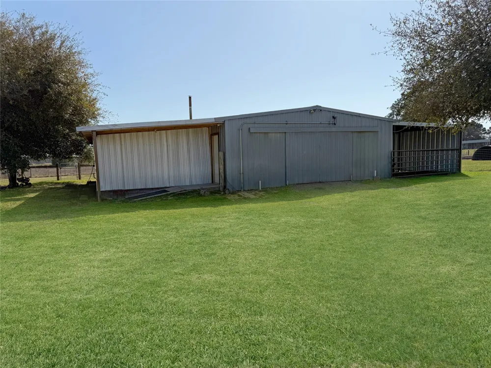 1401 Fm 112 Lexington, TX 78947