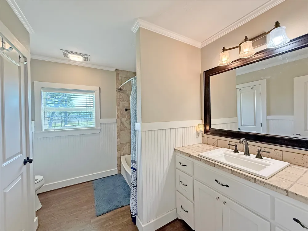 1401 Fm 112 Lexington, TX 78947