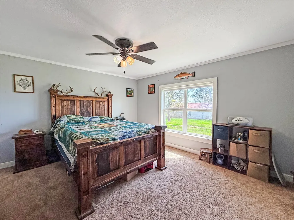 1401 Fm 112 Lexington, TX 78947